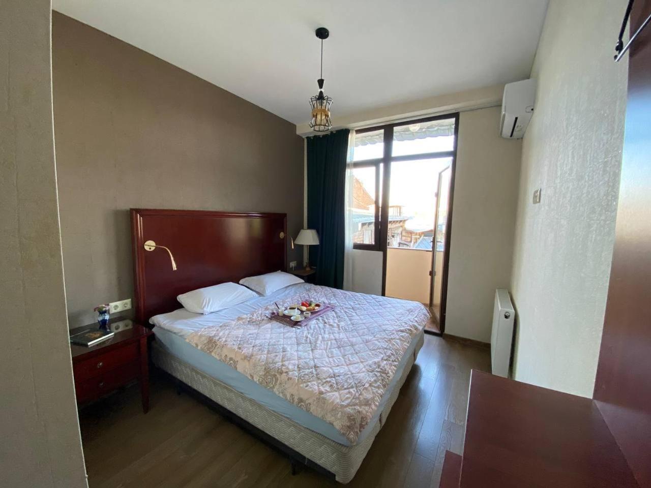 Hotel "Tbilisi Tales" In The Heart Of The Old City Ngoại thất bức ảnh