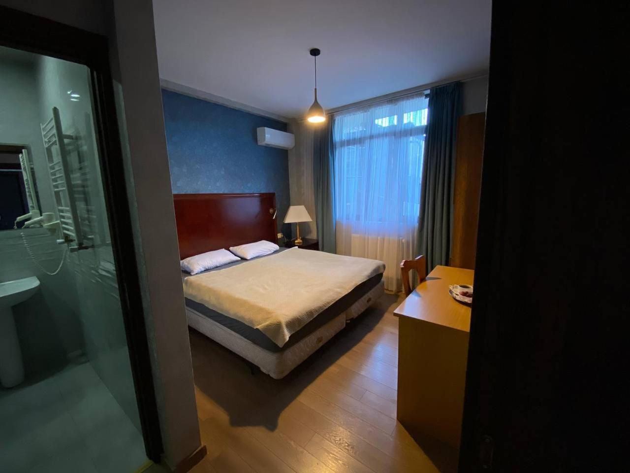 Hotel "Tbilisi Tales" In The Heart Of The Old City Ngoại thất bức ảnh