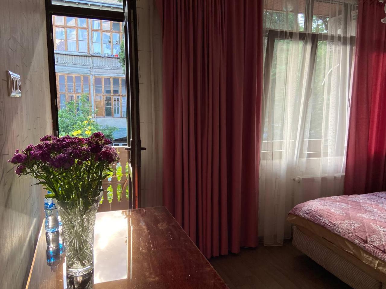 Hotel "Tbilisi Tales" In The Heart Of The Old City Ngoại thất bức ảnh