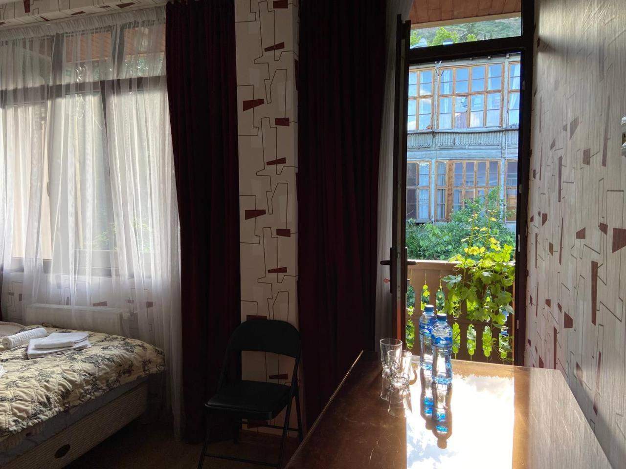 Hotel "Tbilisi Tales" In The Heart Of The Old City Ngoại thất bức ảnh