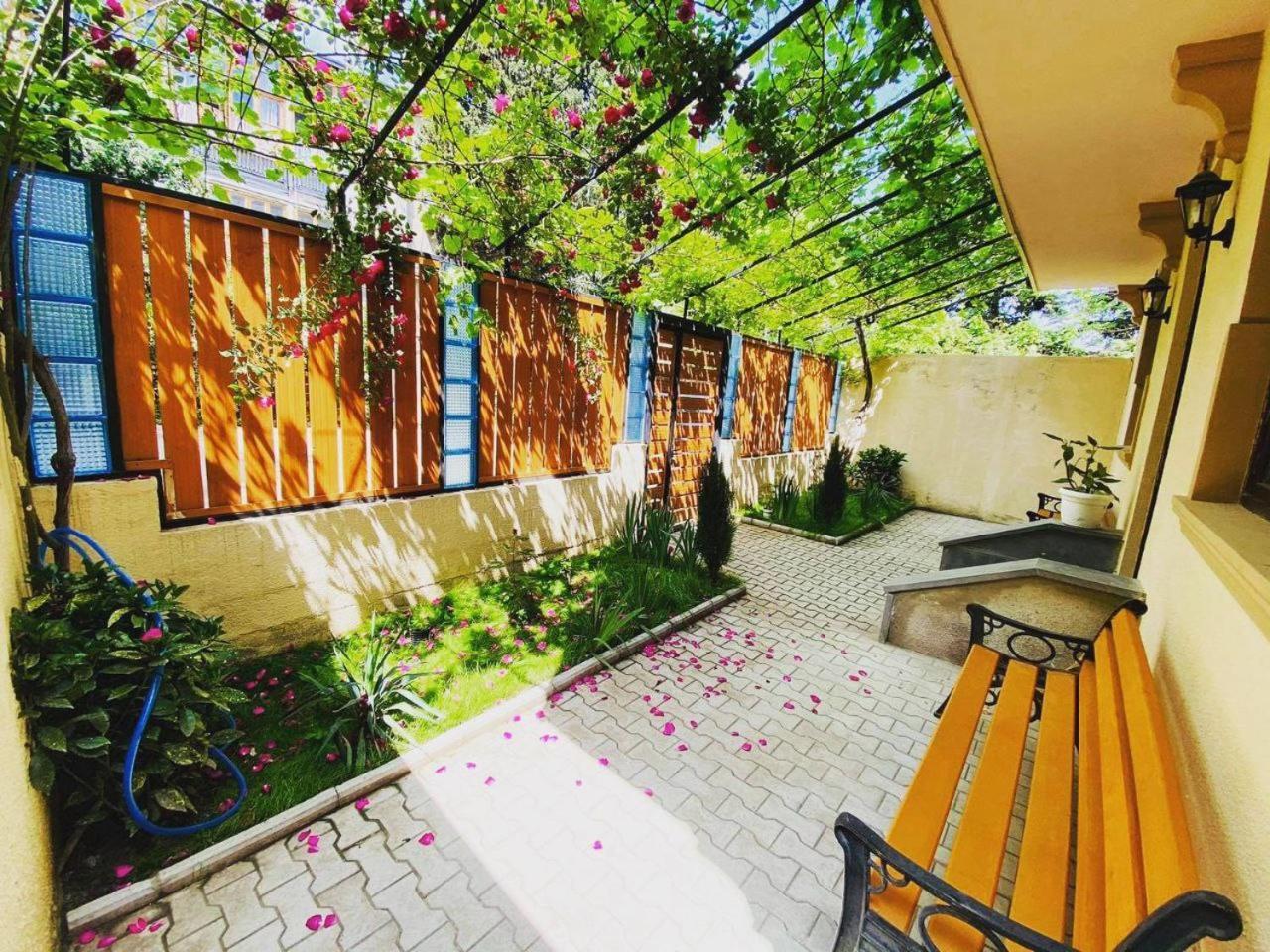 Hotel "Tbilisi Tales" In The Heart Of The Old City Ngoại thất bức ảnh